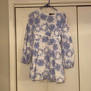 LULUs long sleeve dress M EUC